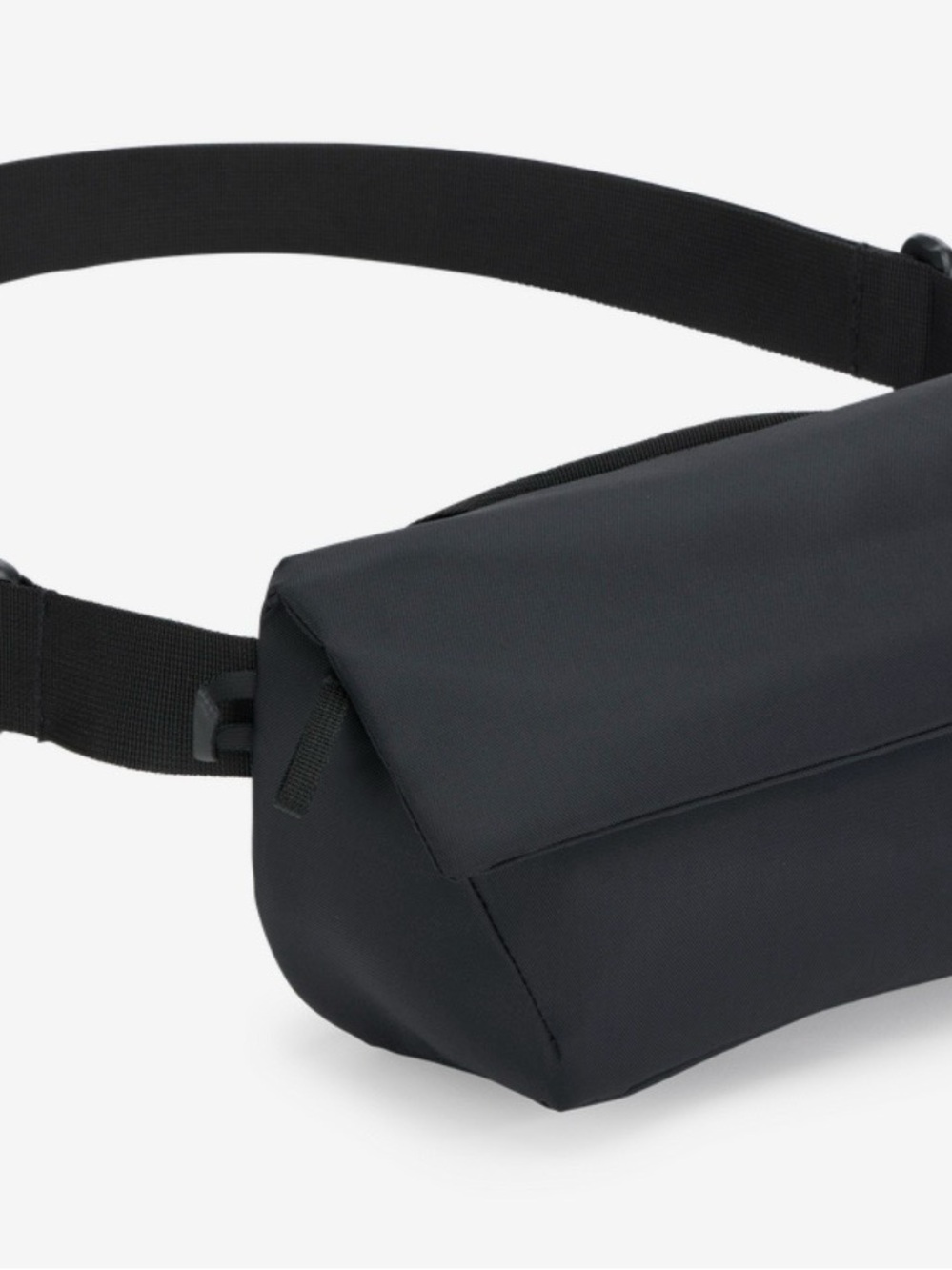 Thule Crossbody Sling Bag